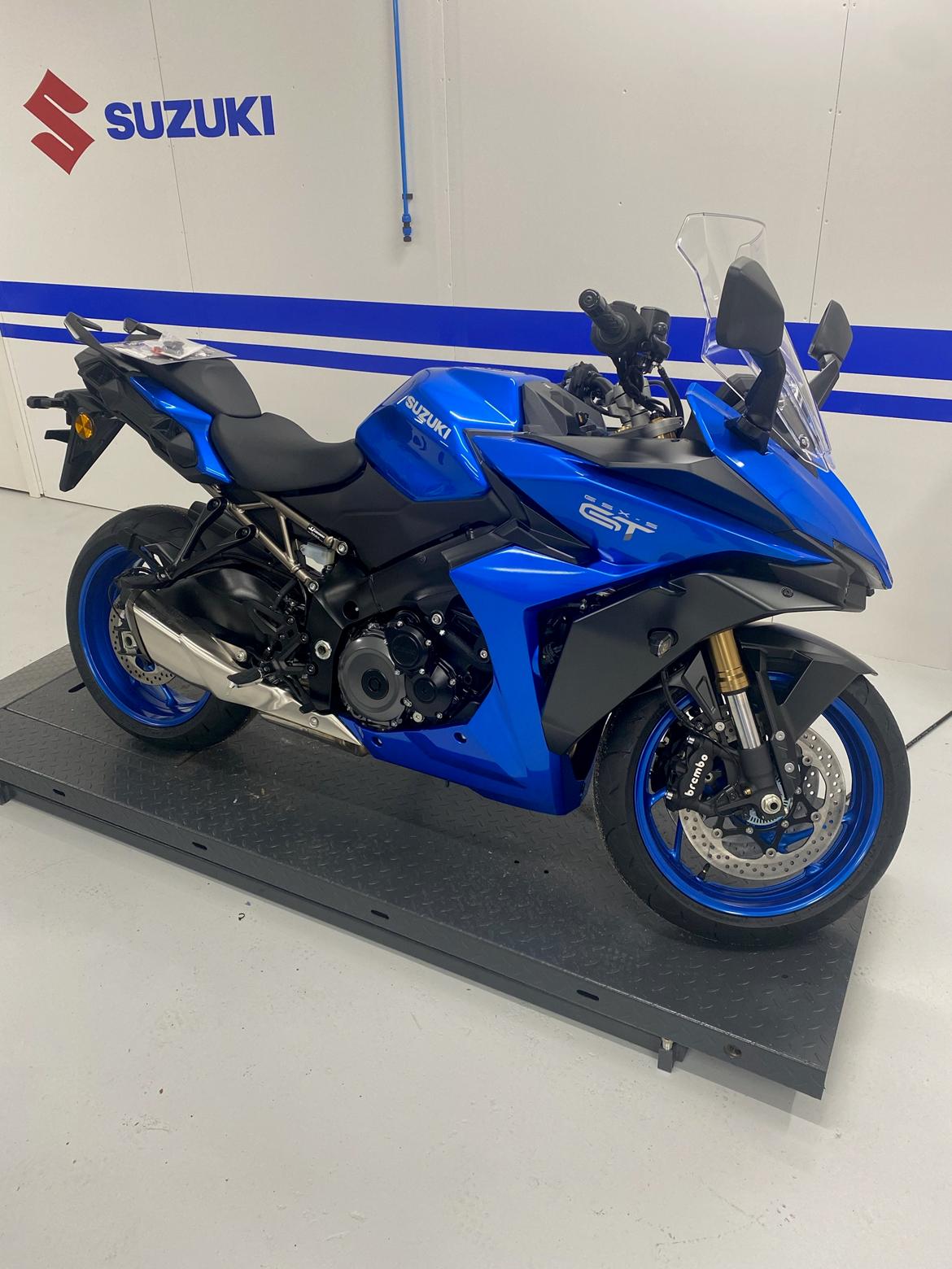 Suzuki gsx-s 1000 GT  billede 4