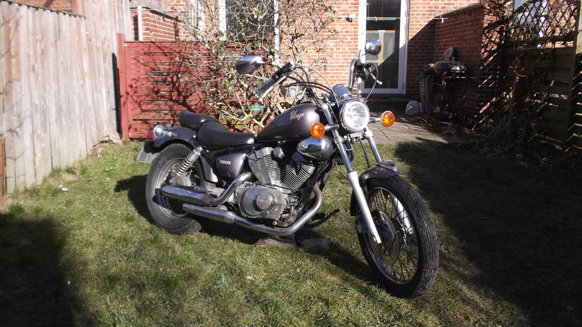Yamaha xv250 (Pinkie) Build By Nemesis's Custom Garage - da jeg købte den billede 14