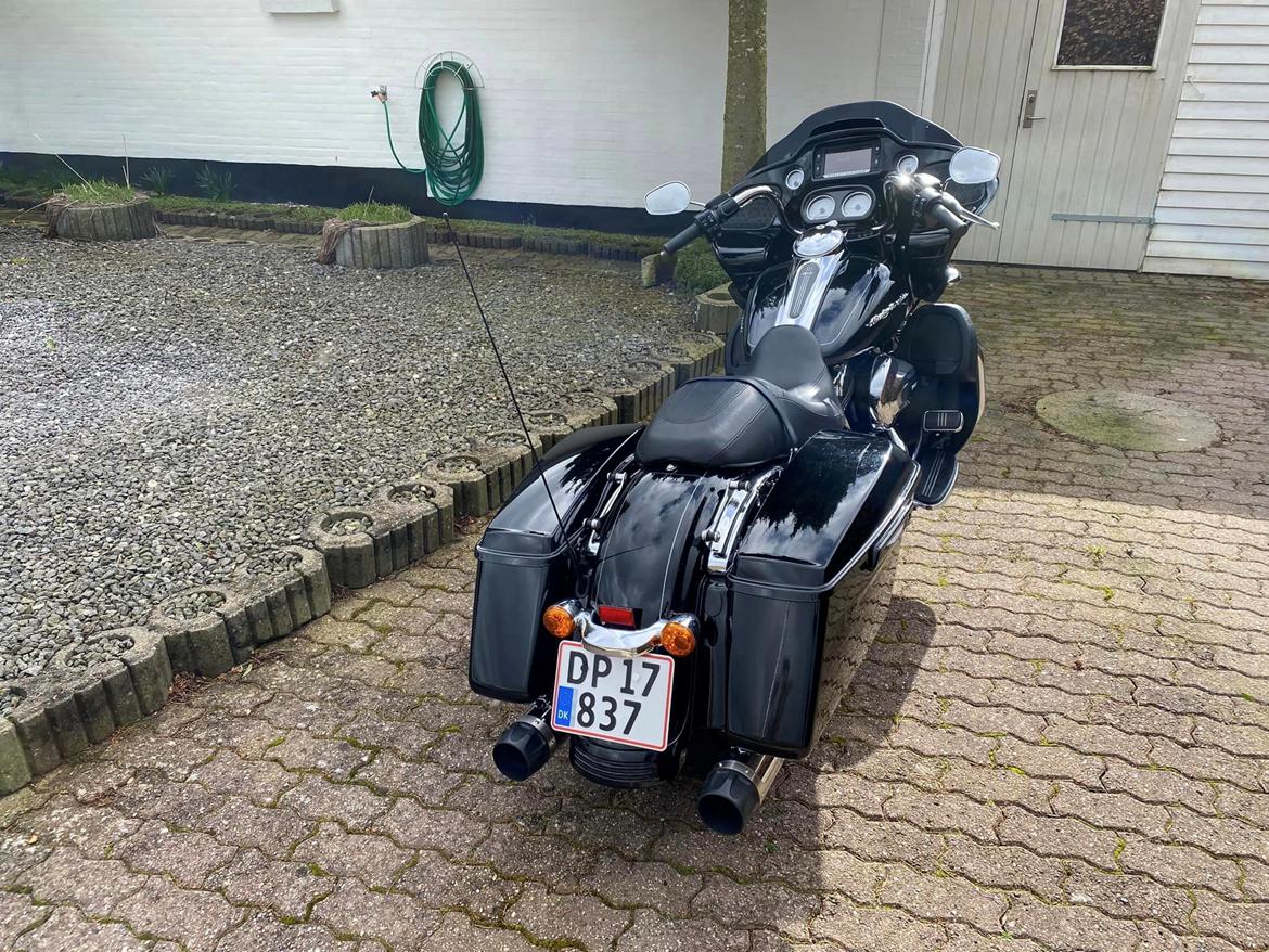 Harley Davidson FLTRXS Road Glide Special SOLGT billede 3