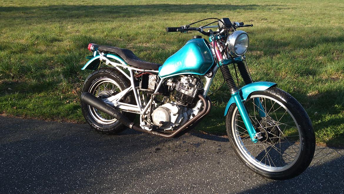 Yamaha Xt 550 billede 1