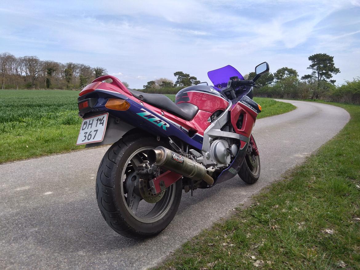 Kawasaki ZZ-R600 billede 6