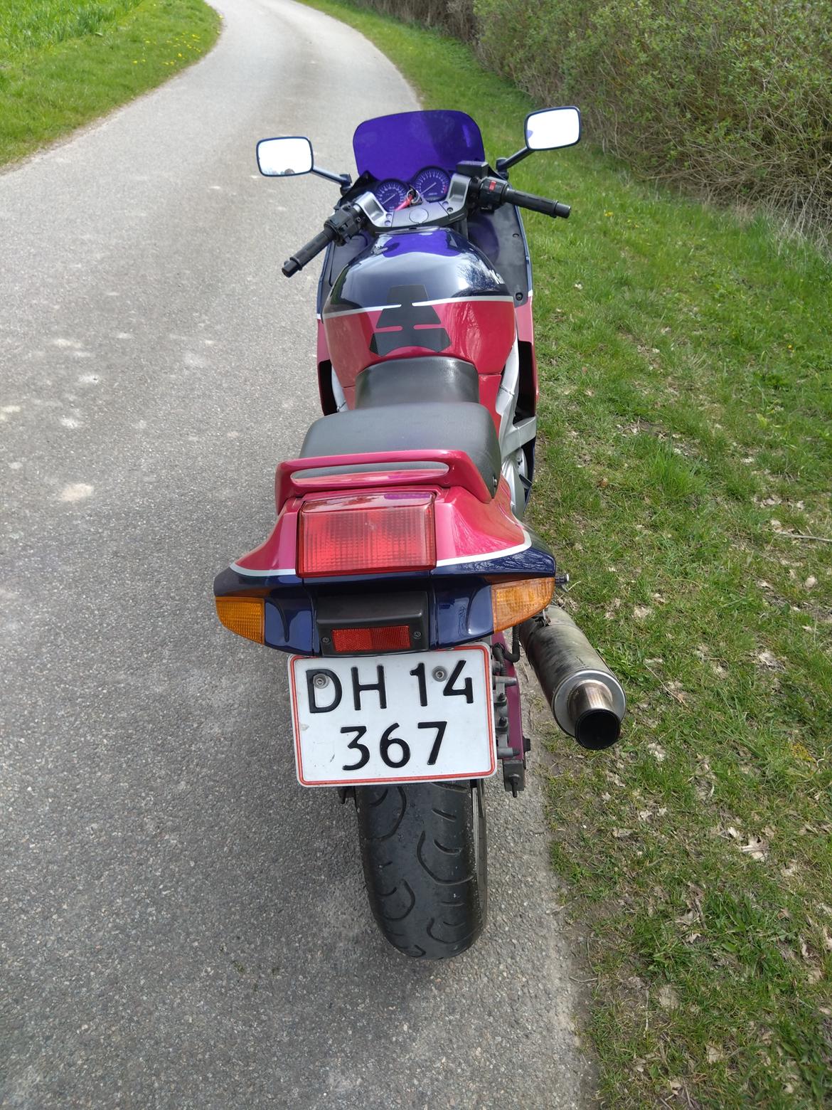 Kawasaki ZZ-R600 billede 7