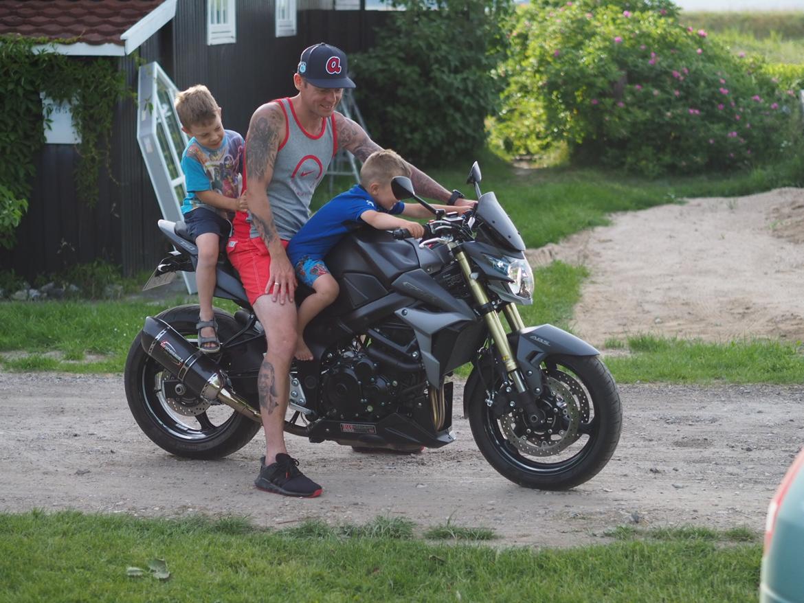 Suzuki GSXS 750 Yosimura Edition *Solgt* billede 4