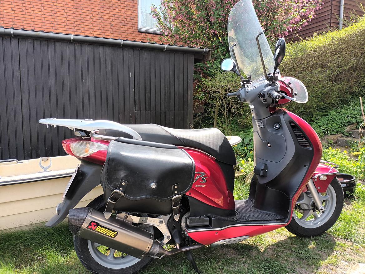 Honda PS125i billede 1