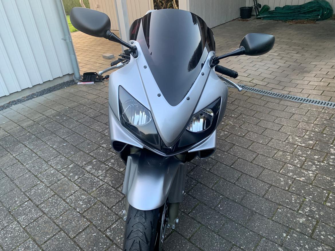 Honda CBR F4I billede 1