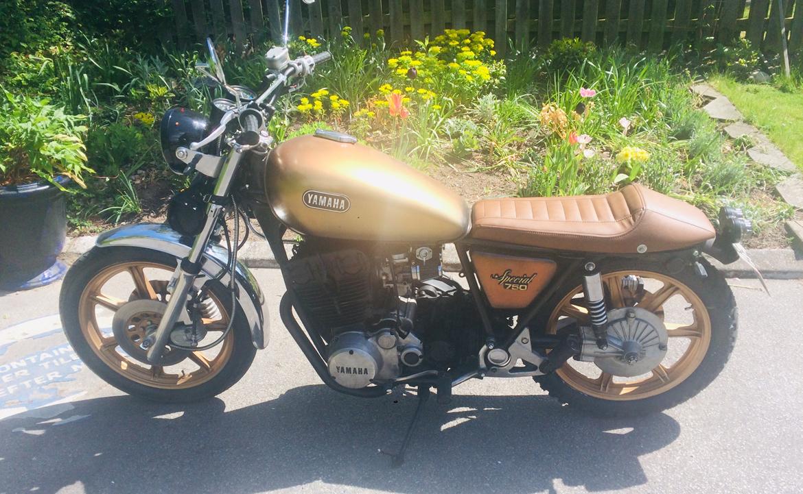 Yamaha XS750 SE billede 2