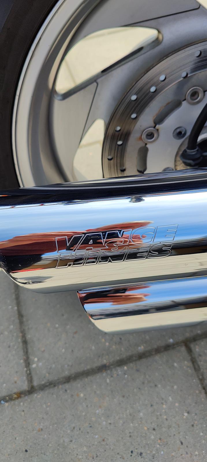 Suzuki INTRUDER VZR (SOLGT) billede 23