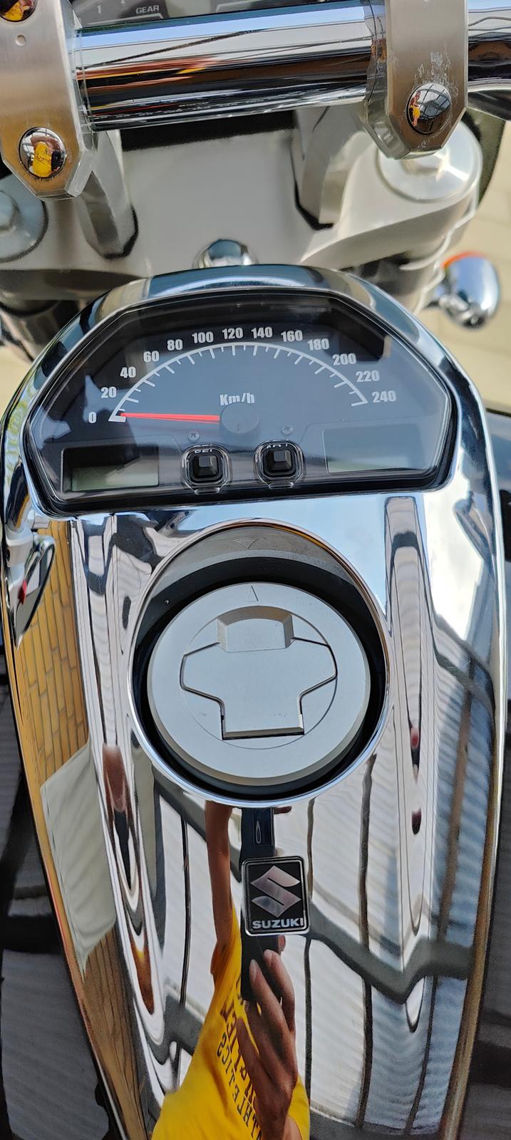 Suzuki INTRUDER VZR (SOLGT) billede 20