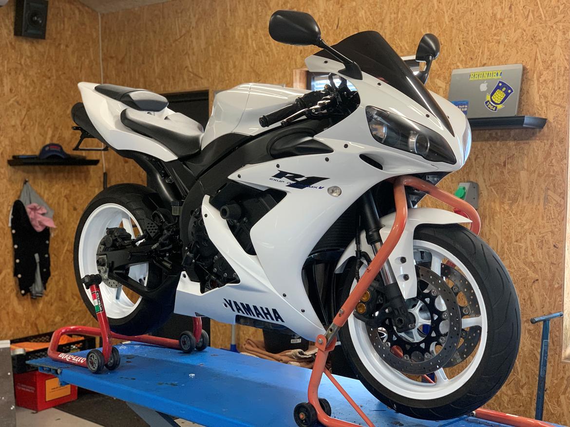 Yamaha YZF R1 - RN12 billede 10