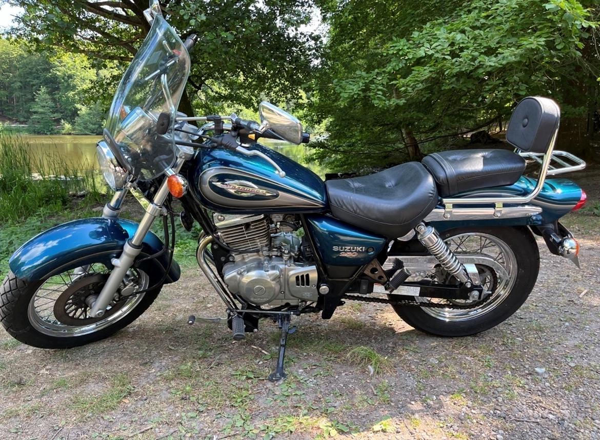 Suzuki Gz 250 ??Solgt?? - Billeder af mc-er - Uploaded af Martin A