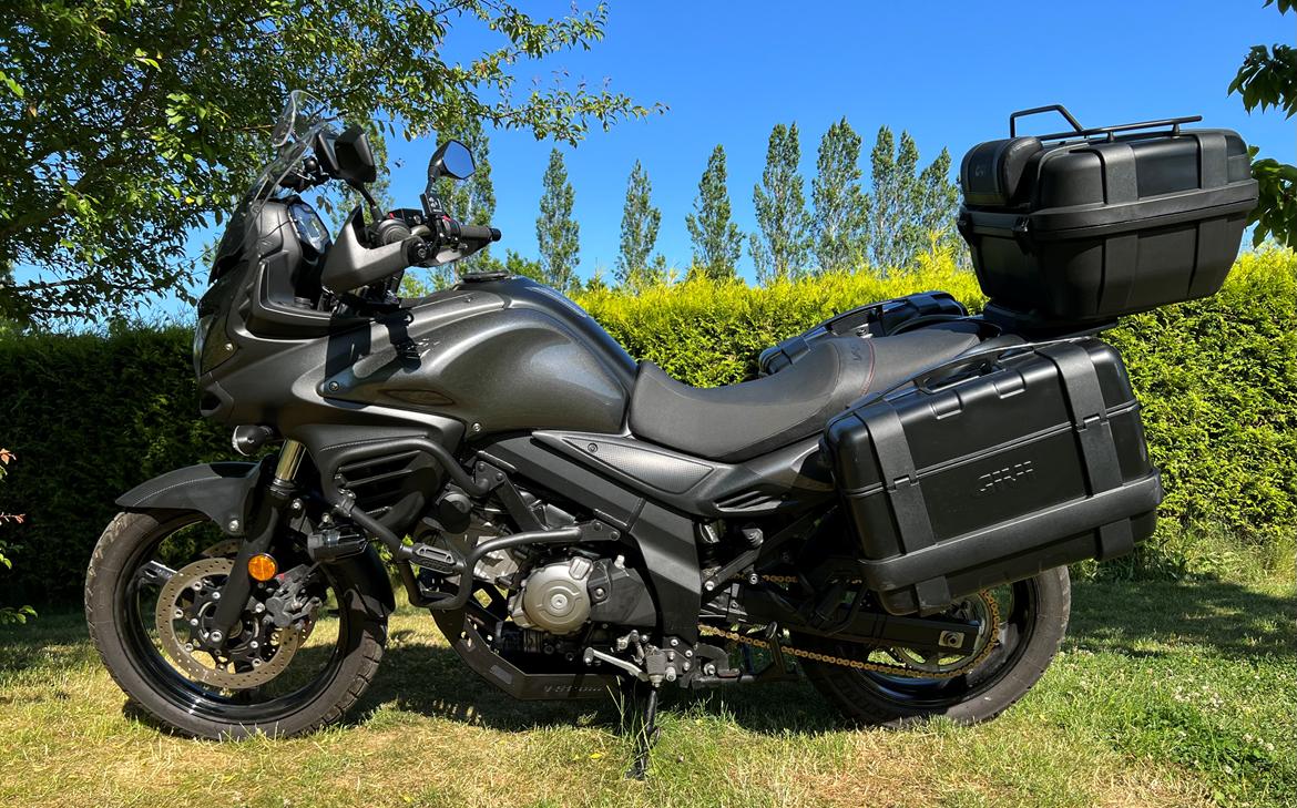 Suzuki DL650A V-Strom billede 1