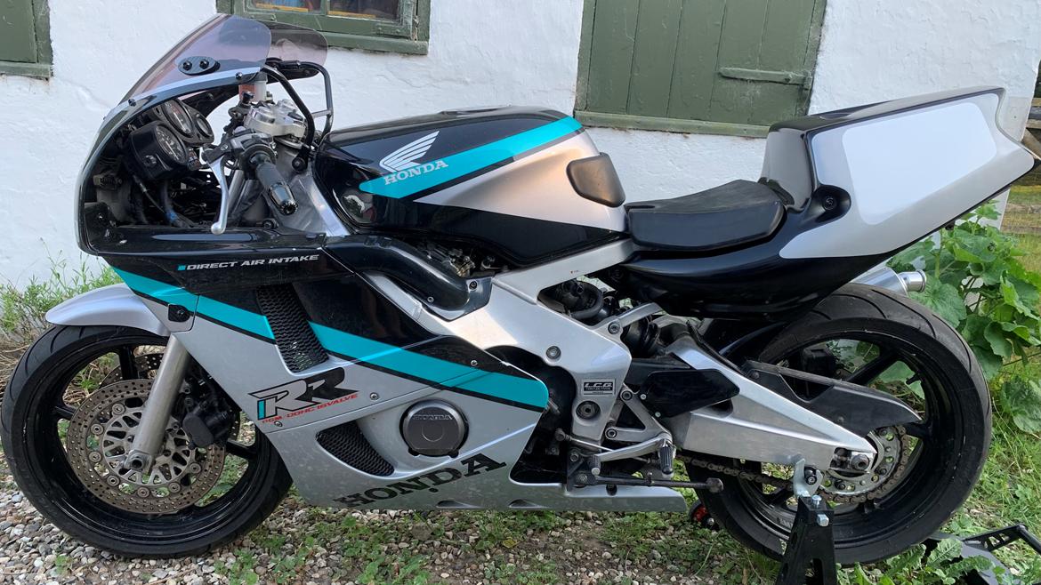 Honda CBR400RR NC29 - Klar til trackday på Knutstorp. billede 11