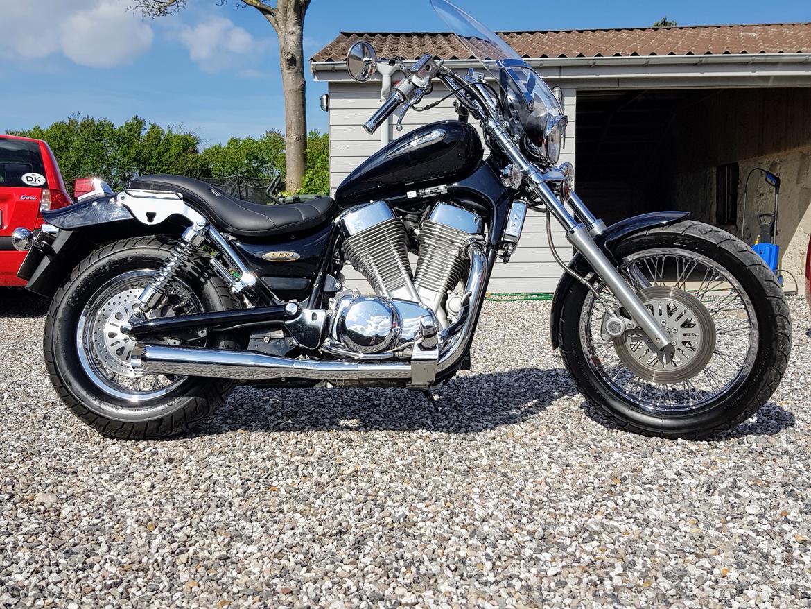 Suzuki Intruder VS1400 billede 2