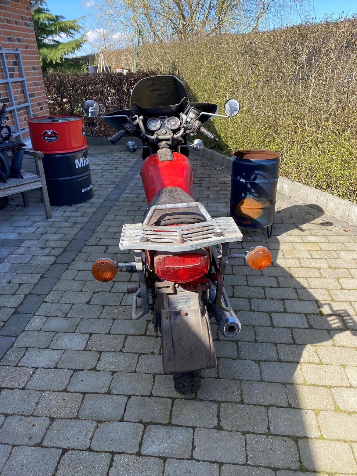 Suzuki GS425E billede 4