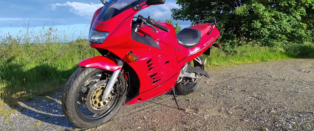 Rf600r Suzuki RF600R - 1995 - Fin lille bambus raket