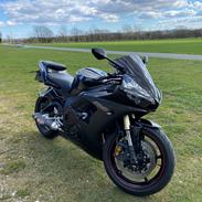 Yamaha R6
