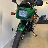 Kawasaki GPz 750 uni-trak