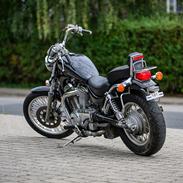 Suzuki VS 700 GLG Intruder
