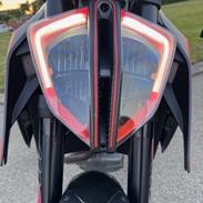 KTM 1290 Superduke R