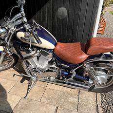 Suzuki Intruder VS 1400