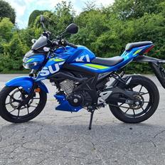 Suzuki GSX-S125 al8