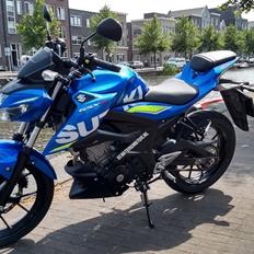 Suzuki GSX-S125 al8