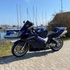 Honda VFR 800 V-Tech RC46