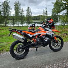 KTM 790 Adventure R