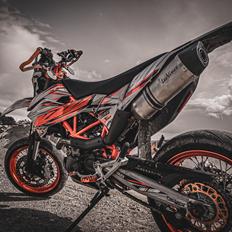 KTM 690 SMC-R