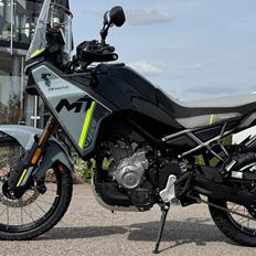 CF Moto 450MT