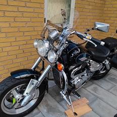 Suzuki marauder vz 800 (SOLGT)