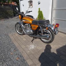 Yamaha TX 750