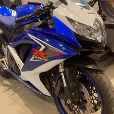Suzuki GSXR 600 K8