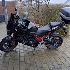 Honda CB750 Hornet