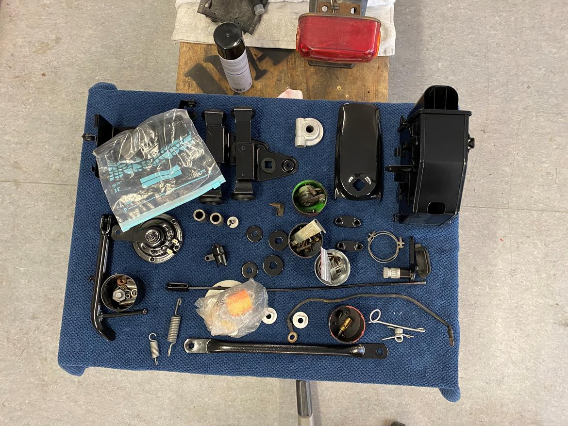 Suzuki GS425E billede 19