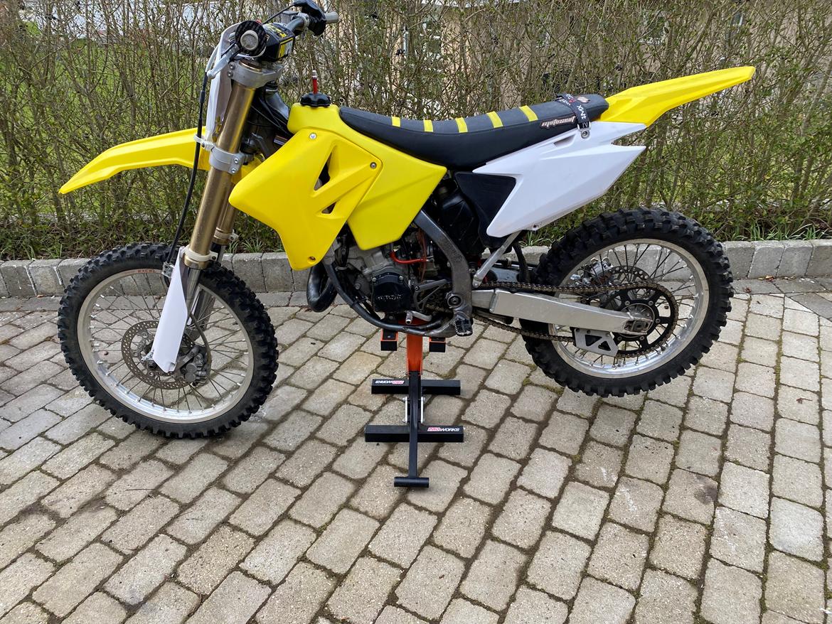 Suzuki RM125 billede 1