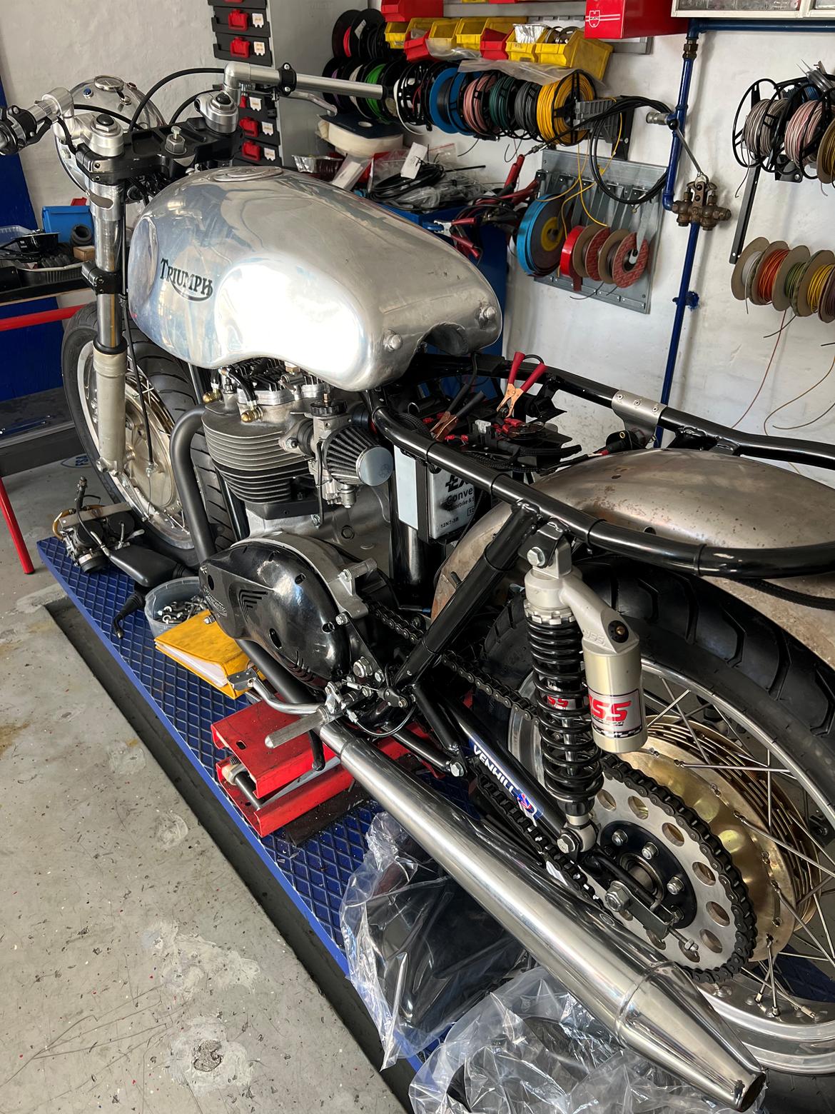 Triumph T140 Oil in frame 8V Cafe Racer (PROJEKT)  billede 16