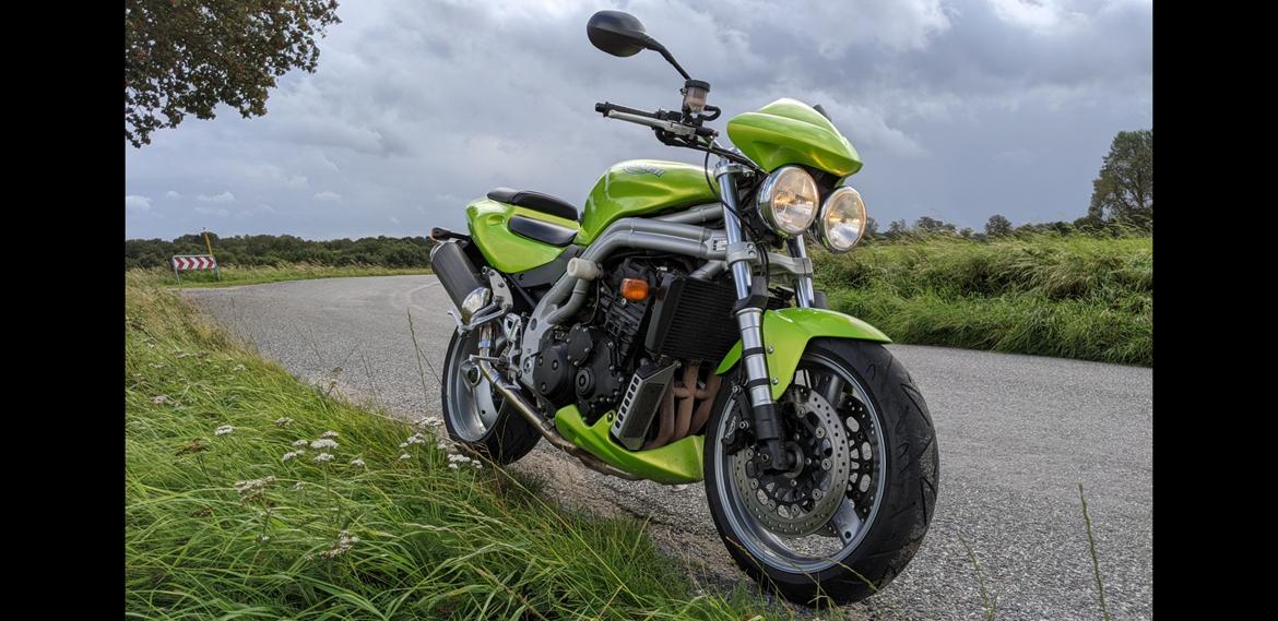 Triumph Speed Triple 955i    " Fru Grünthe " billede 5