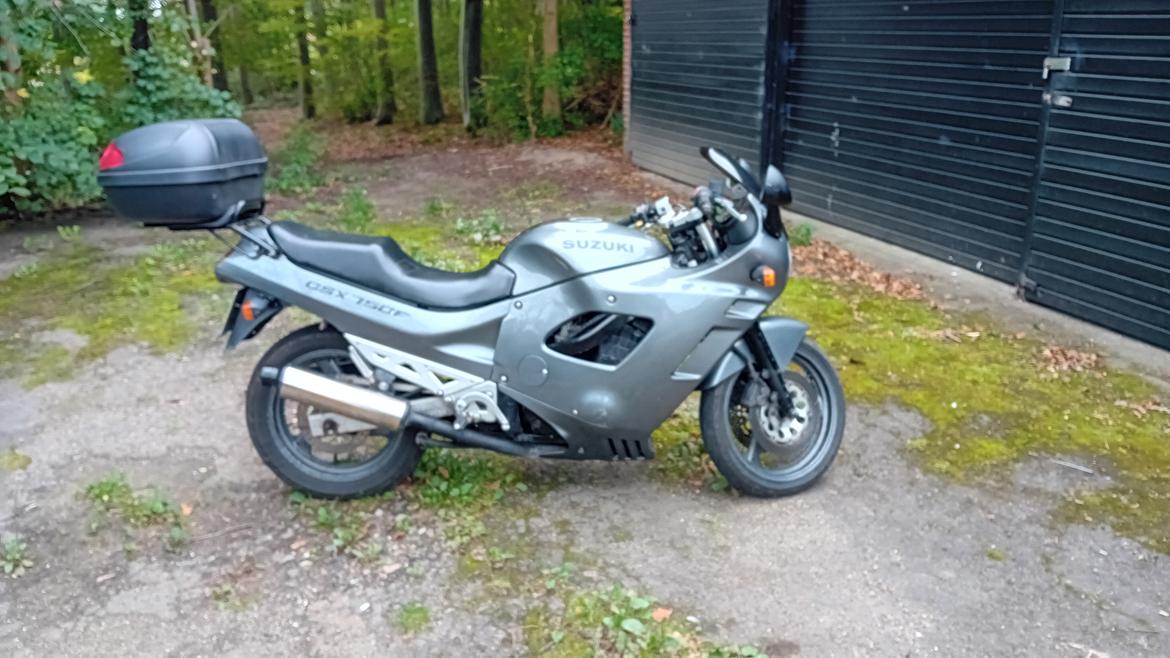 Suzuki Gsx750f  billede 2