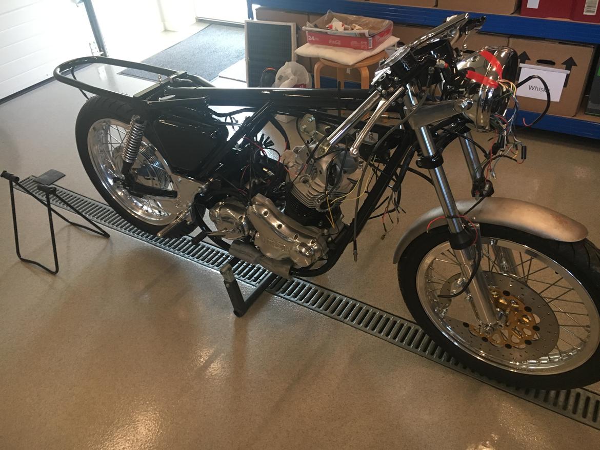 Norton Commando 850 billede 30