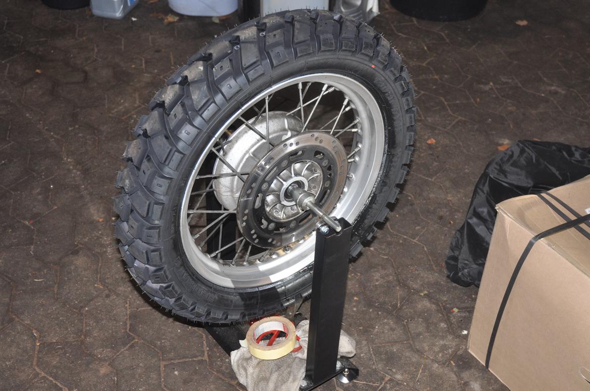 Suzuki DR650RE billede 26