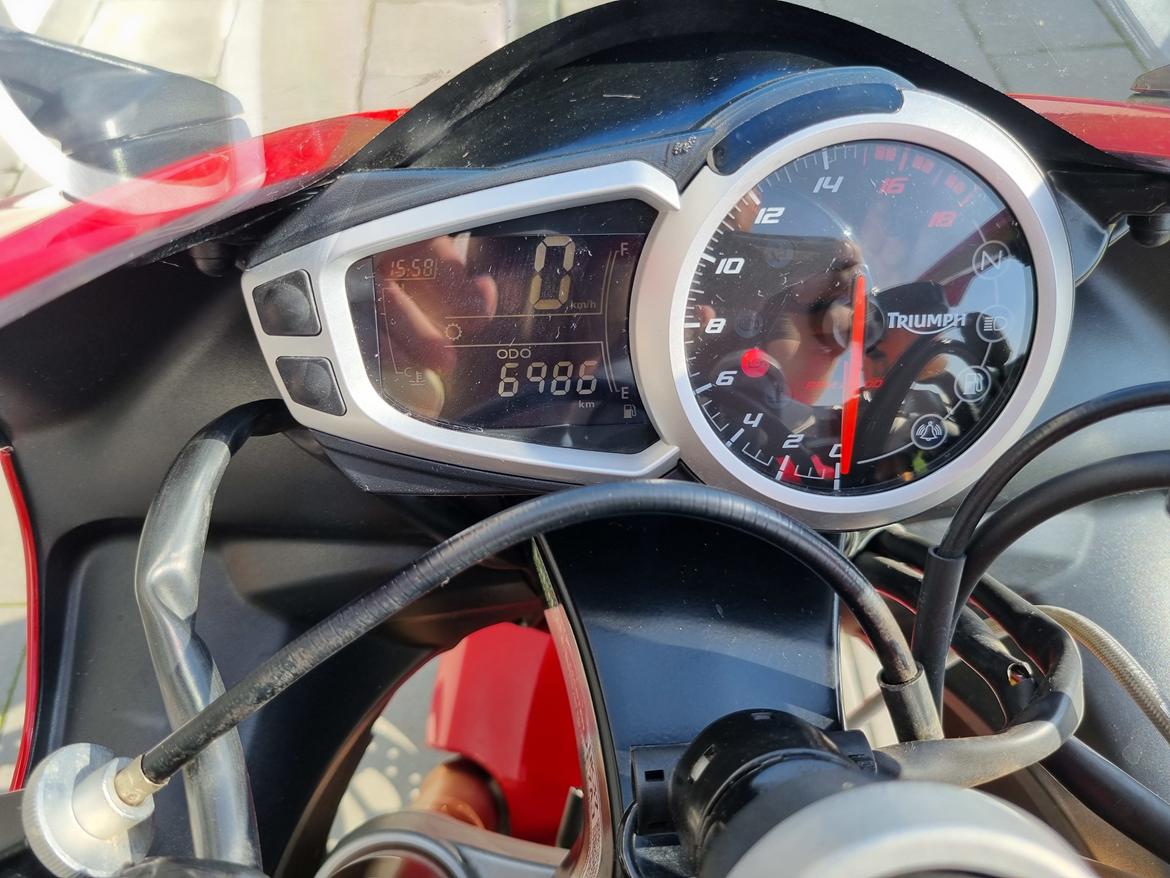 Triumph Daytona 675 H67  billede 6