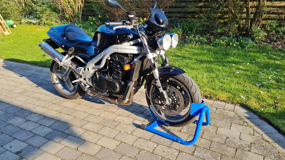 Triumph Speed Triple 955i billede 4