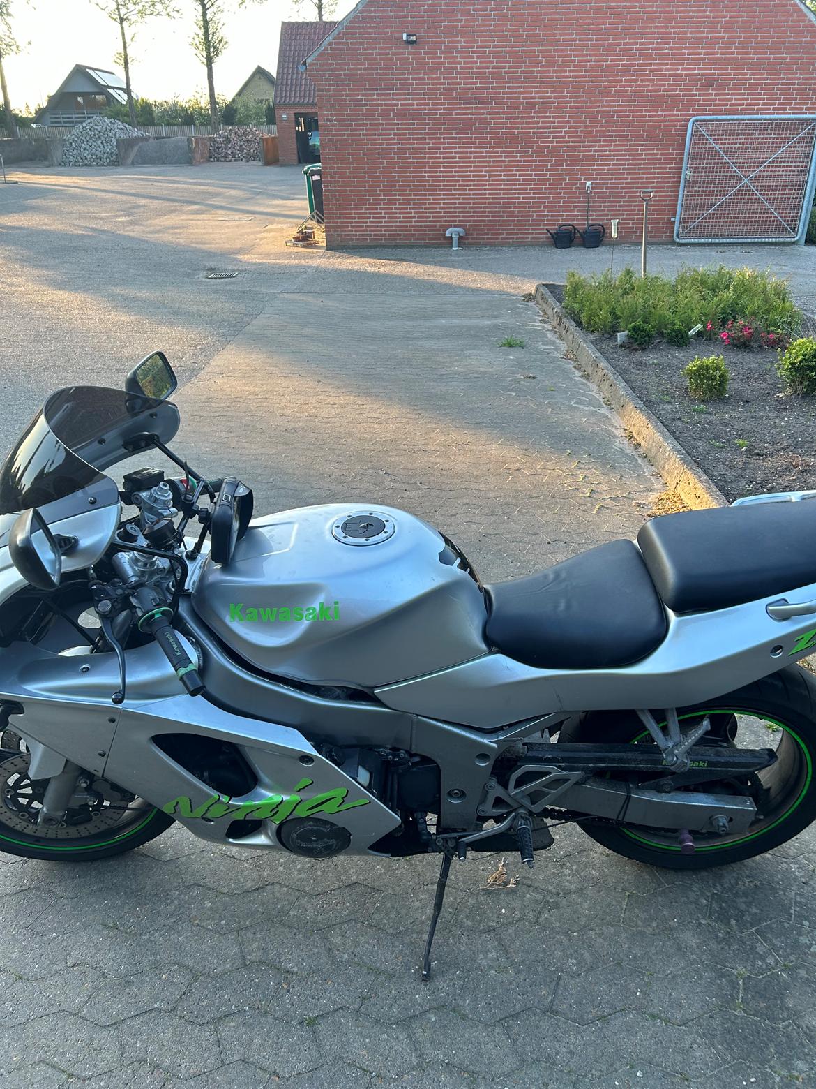 Kawasaki Zx6r billede 6