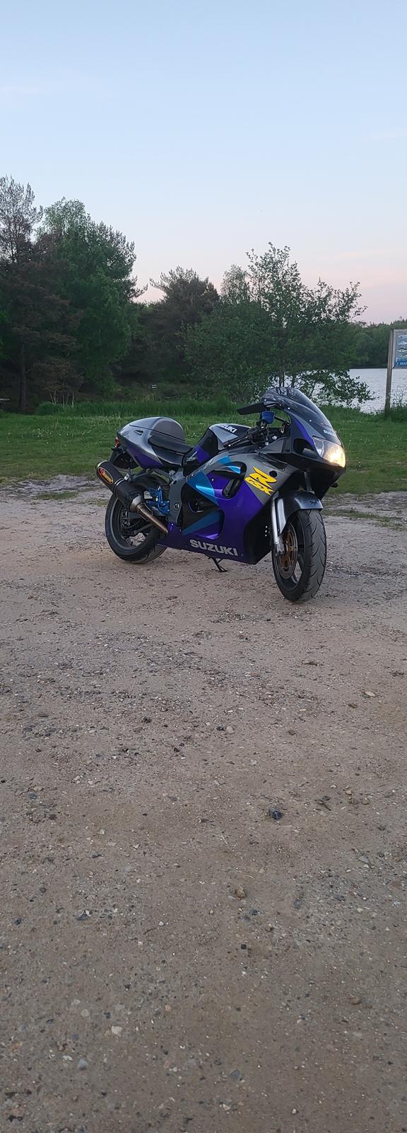 Suzuki Gsx-r 600 Srad billede 1