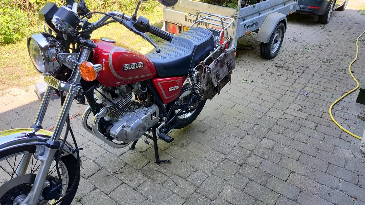 Suzuki GN250 billede 7