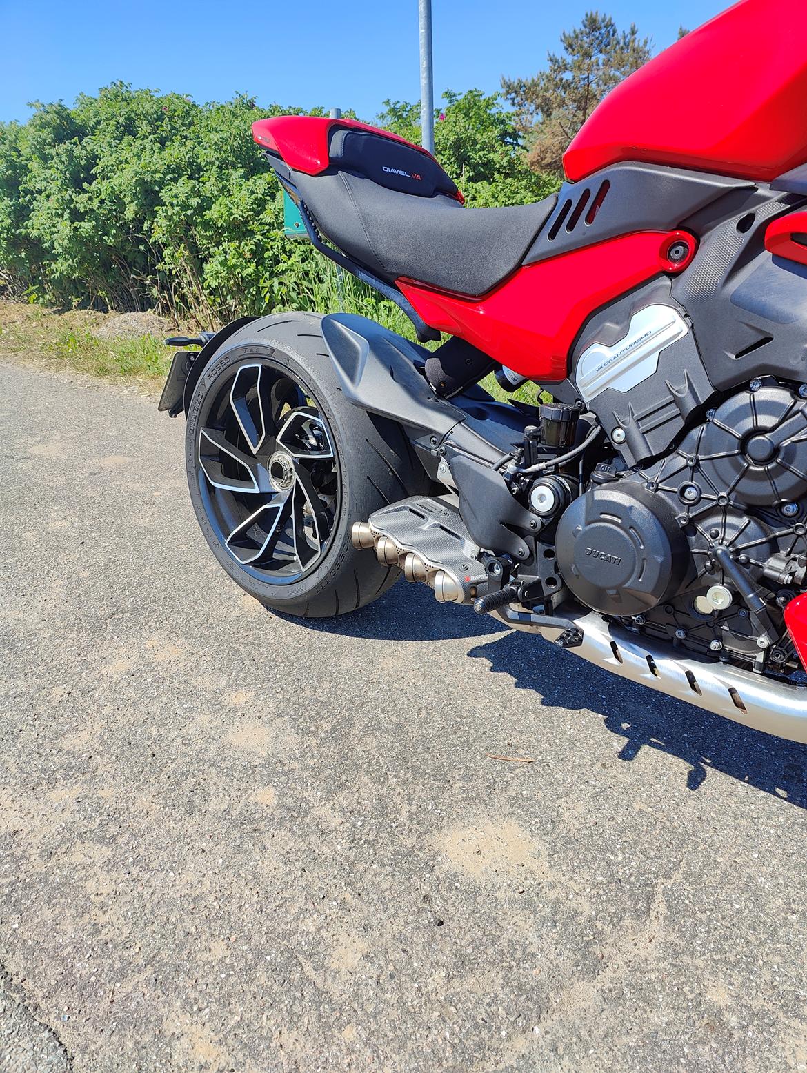 Ducati Diavel v4 billede 9