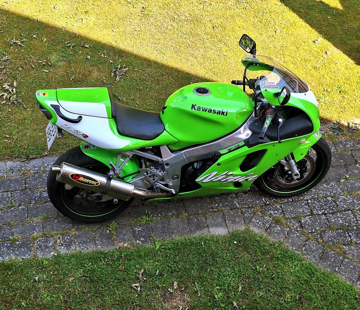 Kawasaki Ninja ZX-7R billede 18