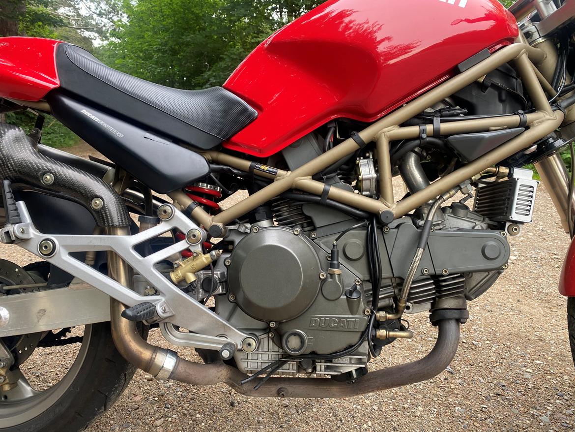 Ducati Monster 900 - Ikke meget andet end motor :) billede 13