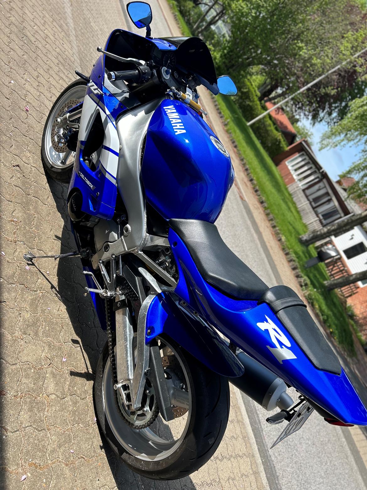 Yamaha YZF R1 billede 5